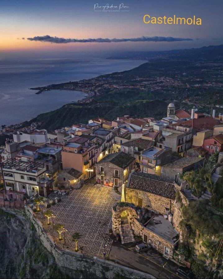 Sebastian House Casa Vacanze Giardini Naxos Exterior photo